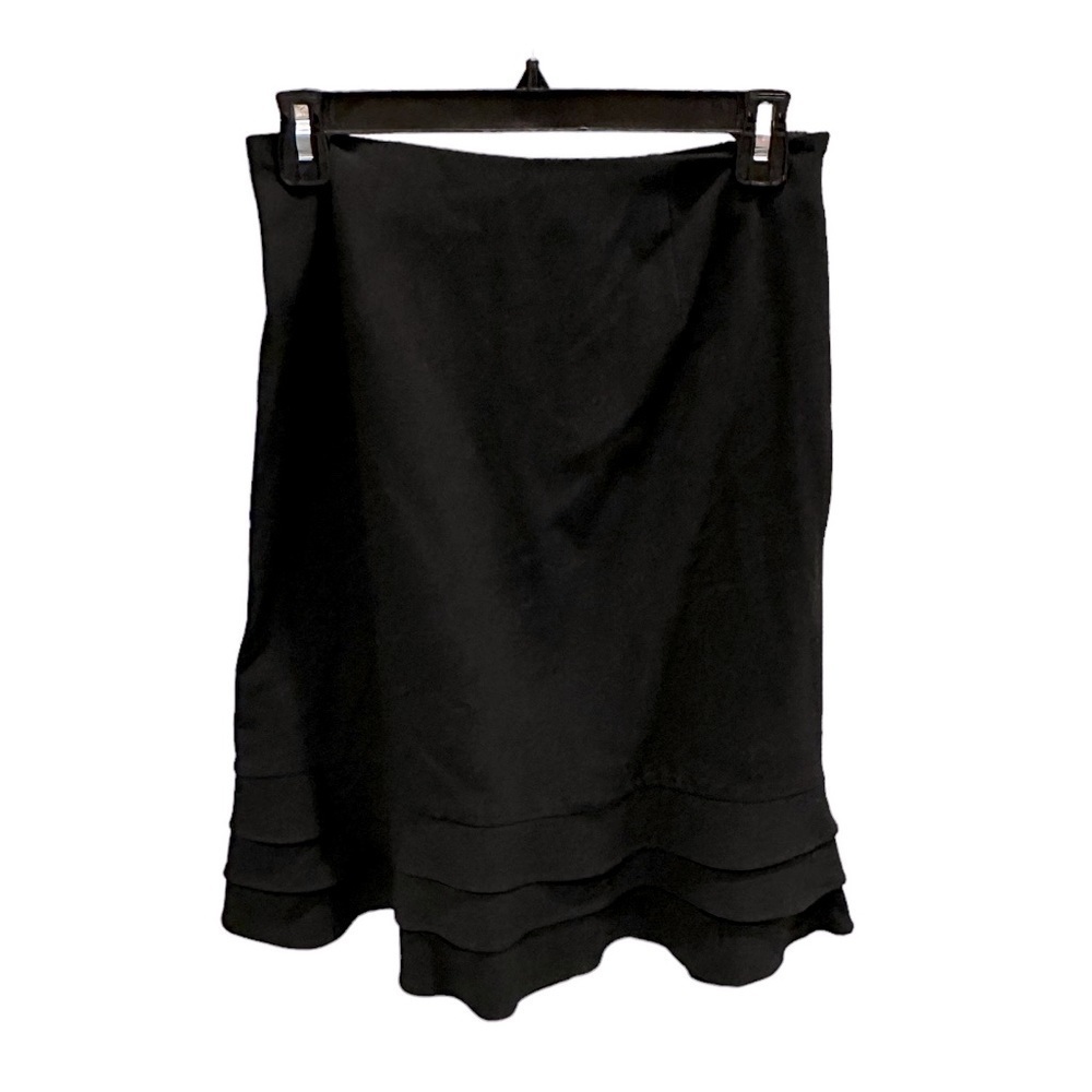 Larry Levine Petite Sport Stretch Skirt Ruffle Hem Black Office Size 6 Petite
